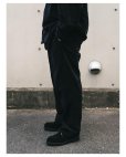 画像3: COOTIE PRODUCTIONS/Twisted Heather Corduroy 1 Tuck Easy Pants（Black）［コーデュロイワンタックイージーパンツ-22秋冬］ (3)