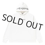 BlackEyePatch/OE LOGO EMBROIDERED HOODIE（WHITE）