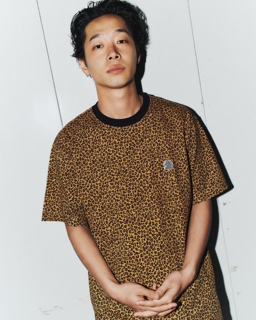 他の写真3: BlackEyePatch/OG LABEL LEOPARD PATTERNED TEE（MULTI）