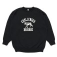 画像1: CHALLENGER/WOLF COLLEGE C/N SWEAT（BLACK）［クルーネックスウェット-24秋冬］ (1)