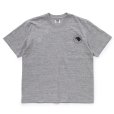 画像1: RATS/CIRCLE POCKET TEE（GRAY）［プリントポケT-24春夏］ (1)