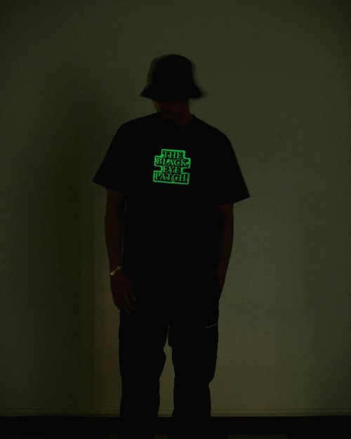 他の写真2: BlackEyePatch/GLOW IN THE DARK OG LABEL TEE（BLACK）