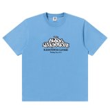 BlackEyePatch/STYLE SCRIPT TEE（SKY BLUE）