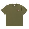 画像2: BlackEyePatch/CHORAKU IN THE HOOD TEE（OLIVE） (2)