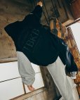 画像3: TIGHTBOOTH/TBKB / CYBORG HOODIE（Black）［サイボーグフーディー-24冬］ (3)