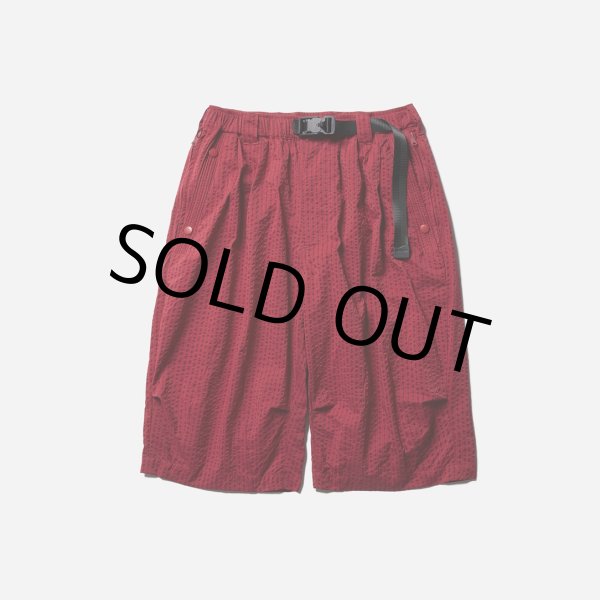 画像1: TIGHTBOOTH/STRIPE SEERSUCKER BIG SHORTS（Red） 【30%OFF】［シアサッカービッグショーツ-23春夏］ (1)