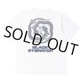 画像: BlackEyePatch/REFLECTIVE DRAGON SWIRL LOGO TEE（WHITE）