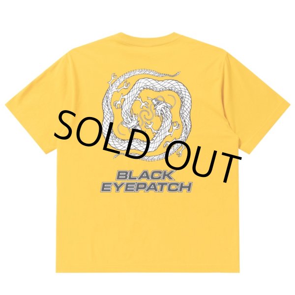 画像1: BlackEyePatch/REFLECTIVE DRAGON SWIRL LOGO TEE（MUSTARD） (1)