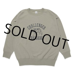 画像: CHALLENGER/WOLF COLLEGE C/N SWEAT（KHAKI）［クルーネックスウェット-24秋冬］