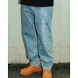 画像3: BlackEyePatch/CHAIN STITCHED SCRIPT LOGO BAGGY JEANS（LIGHT BLUE） (3)