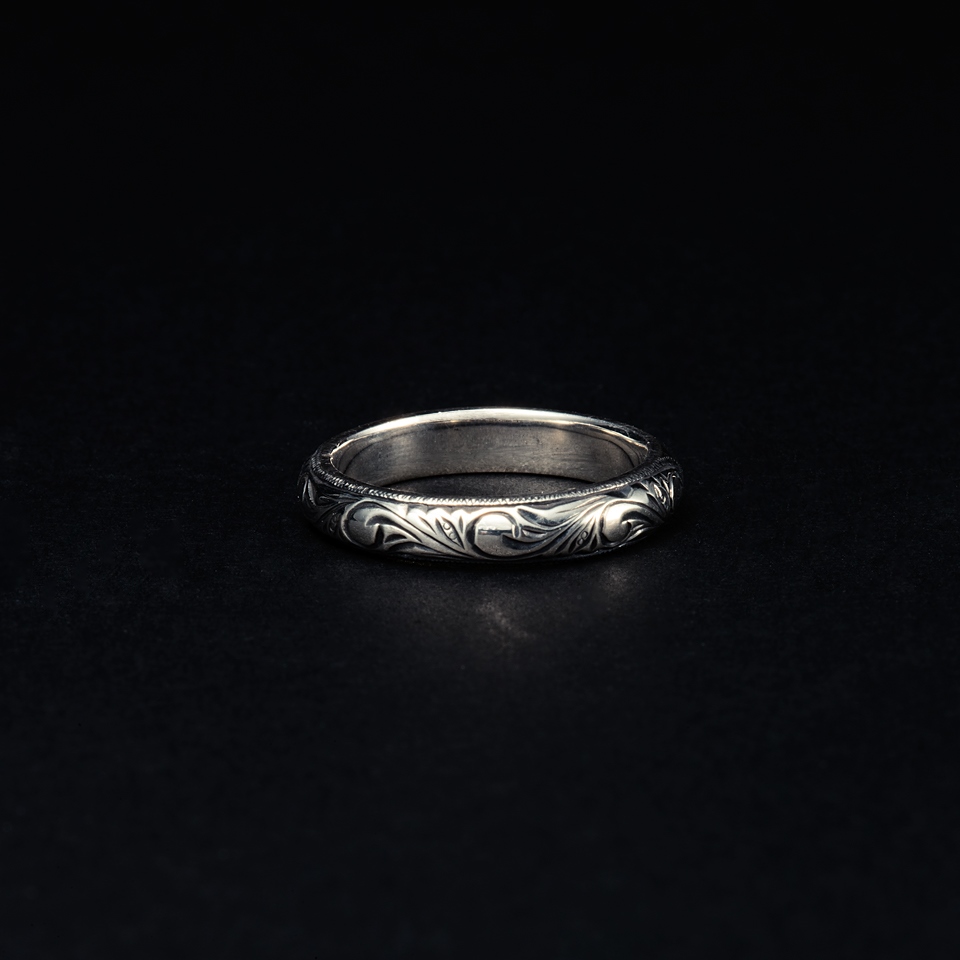 ANTIDOTE BUYERS CLUB/Engraved Round Ring（シルバー）［ピンキー