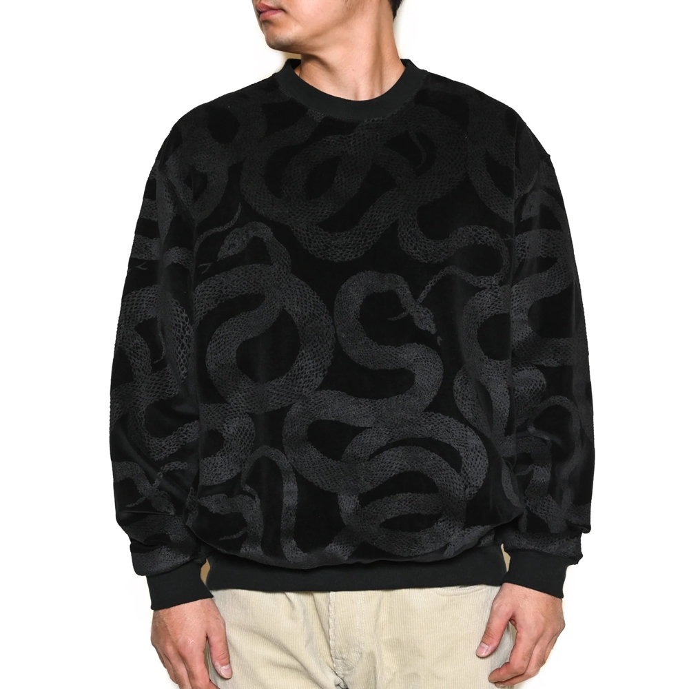 画像: CALEE/ALLOVER SNAKE PATTERN VELOUR CREW NECK SW（BLACK）［ベロアクルーネックスウェット-23秋冬］