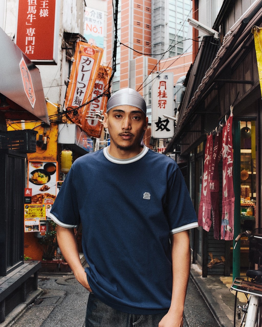 画像: BlackEyePatch/SMALL OG LABEL RIB KNITTED TEE（NAVY）