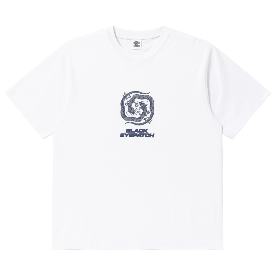 画像: BlackEyePatch/REFLECTIVE DRAGON SWIRL LOGO TEE（WHITE）