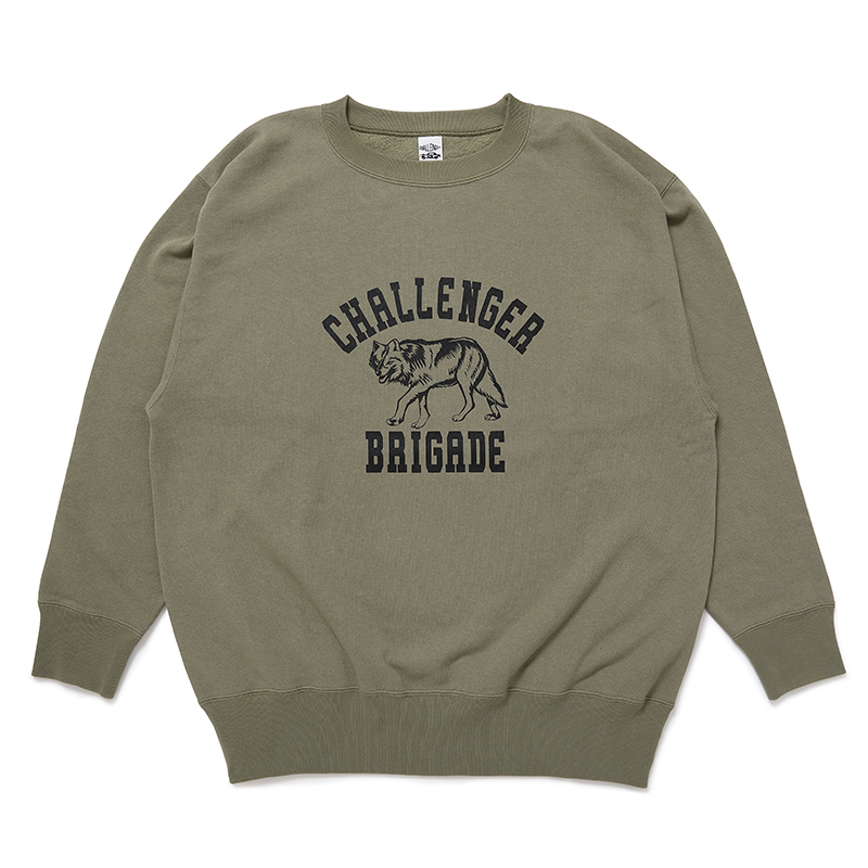 画像: CHALLENGER/WOLF COLLEGE C/N SWEAT（KHAKI）［クルーネックスウェット-24秋冬］