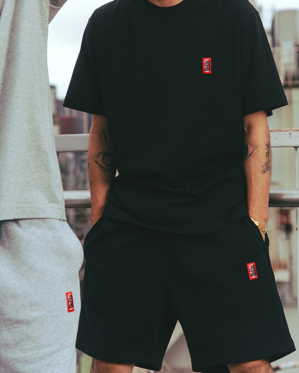 画像: BlackEyePatch/SMALL HWC LABEL SWEAT SHORTS（BLACK）