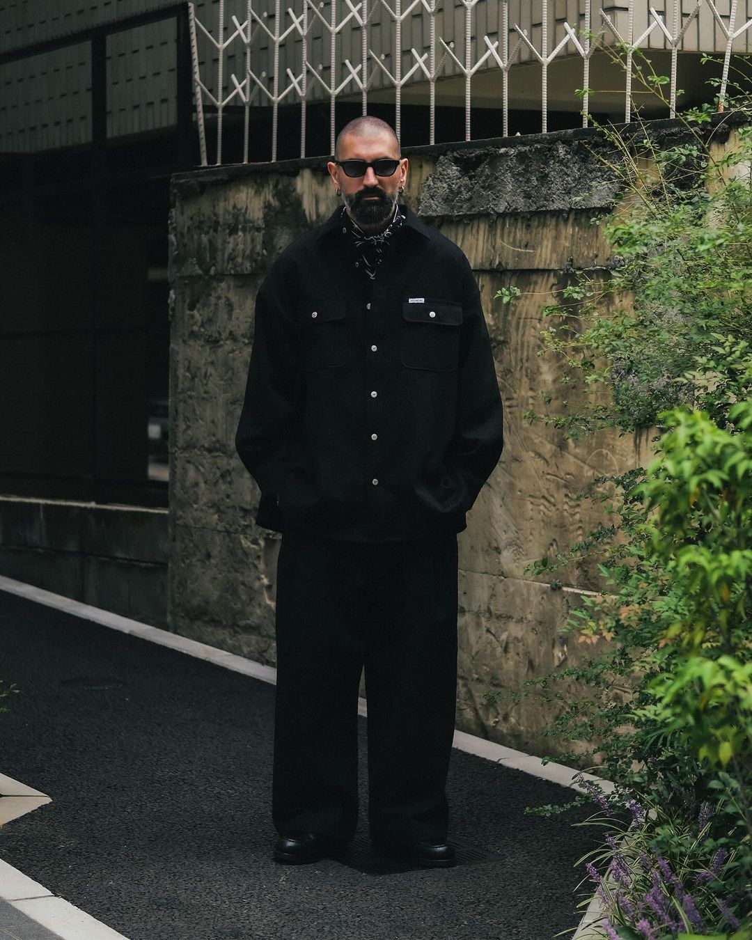 画像: COOTIE PRODUCTIONS/Needle Punch Twill 1 Tuck Trousers（Black）［ニードルパンチツイルワンタックトラウザース-24秋冬］