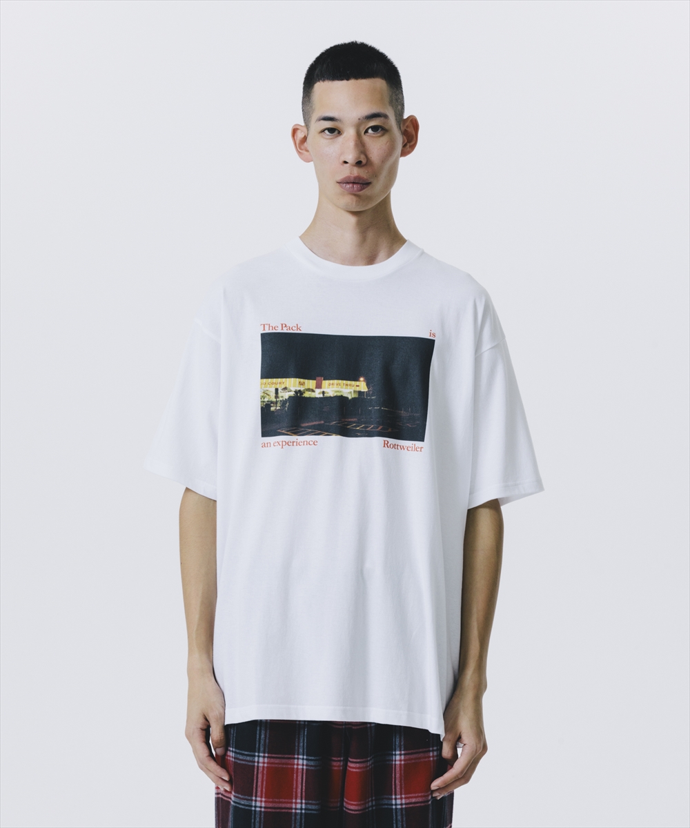 画像: 【25春夏ご予約受付中！25年4月入荷予定】ROTTWEILER/CAL NIGHT PHOTO TEE（WHITE）［プリントT-25春夏］