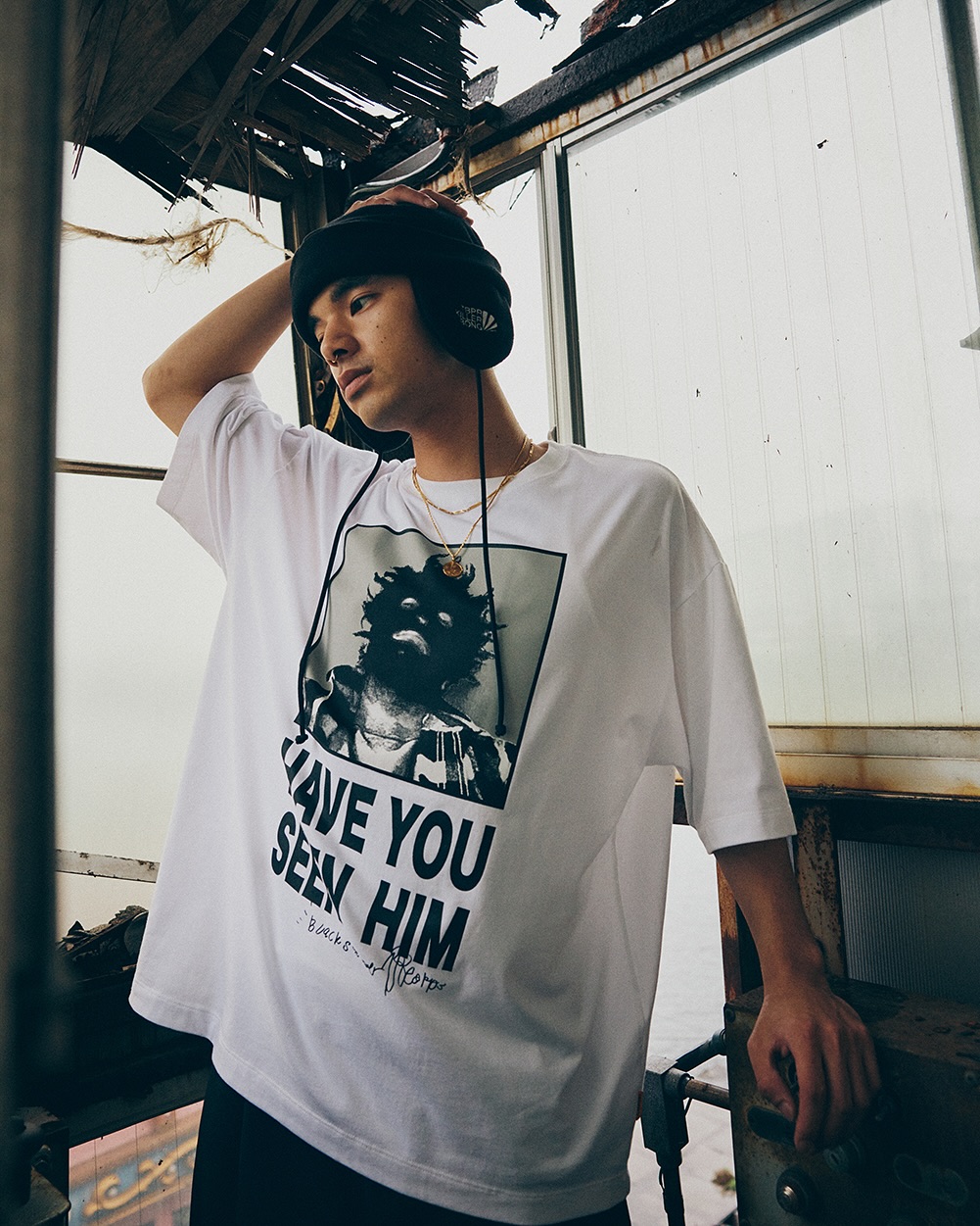 画像: TIGHTBOOTH/TBKB / HAVE YOU SEEN HIM T-SHIRT（White）［プリントT-24冬］