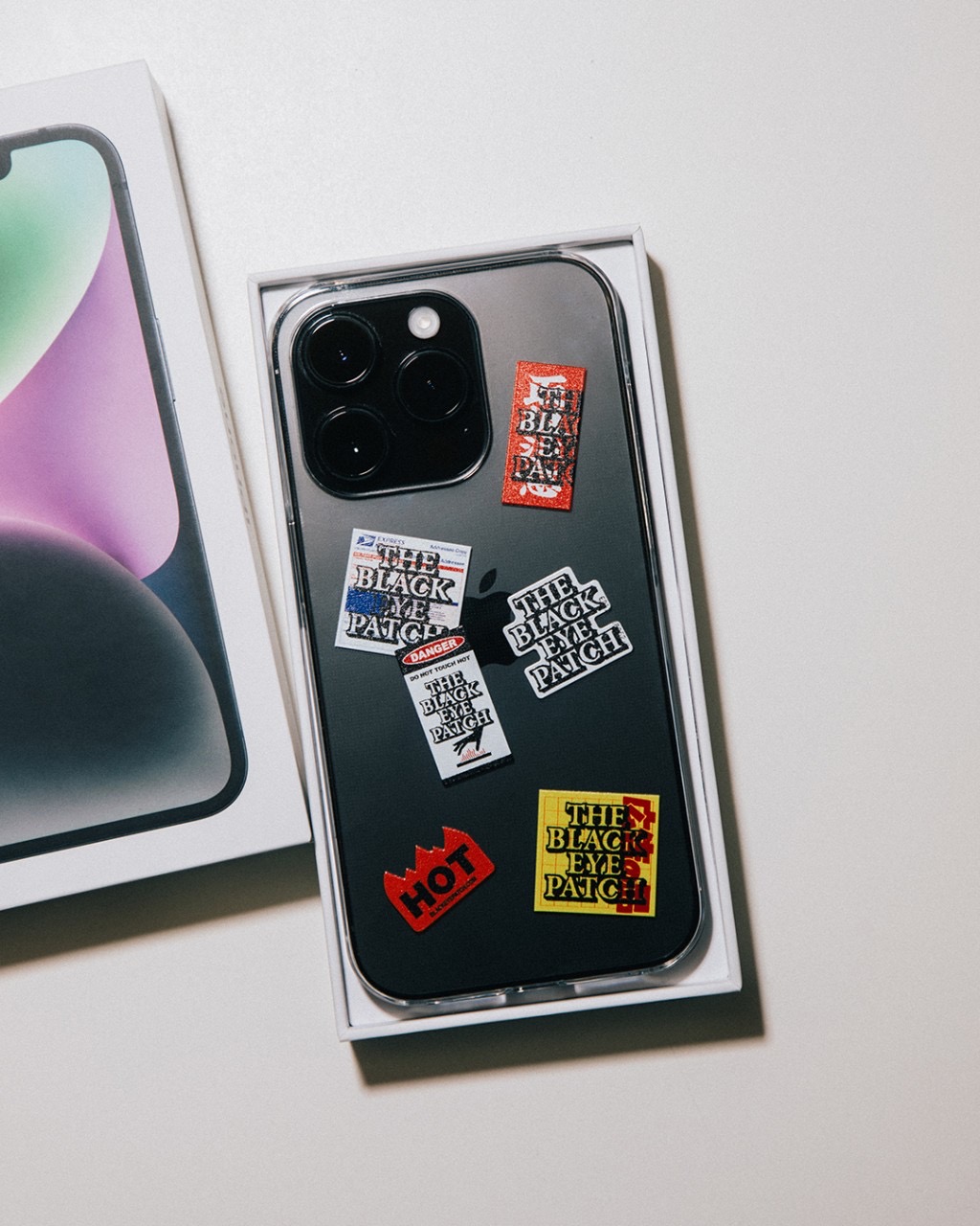 画像: BlackEyePatch/LABEL PACK iPhone CASE（MULTI）